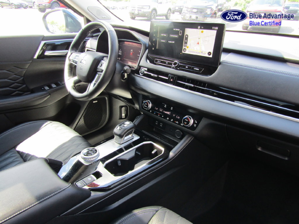 Used 2025 Mitsubishi Outlander SEL AWD/4WD image 15