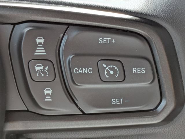 Used 2026 Jeep Wrangler Sport AWD/4WD image 24