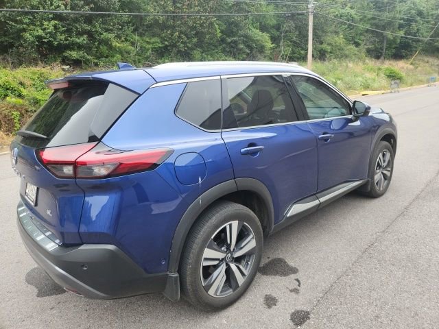 Used 2023 Nissan Rogue SL w/ SL Premium Package FWD image 3