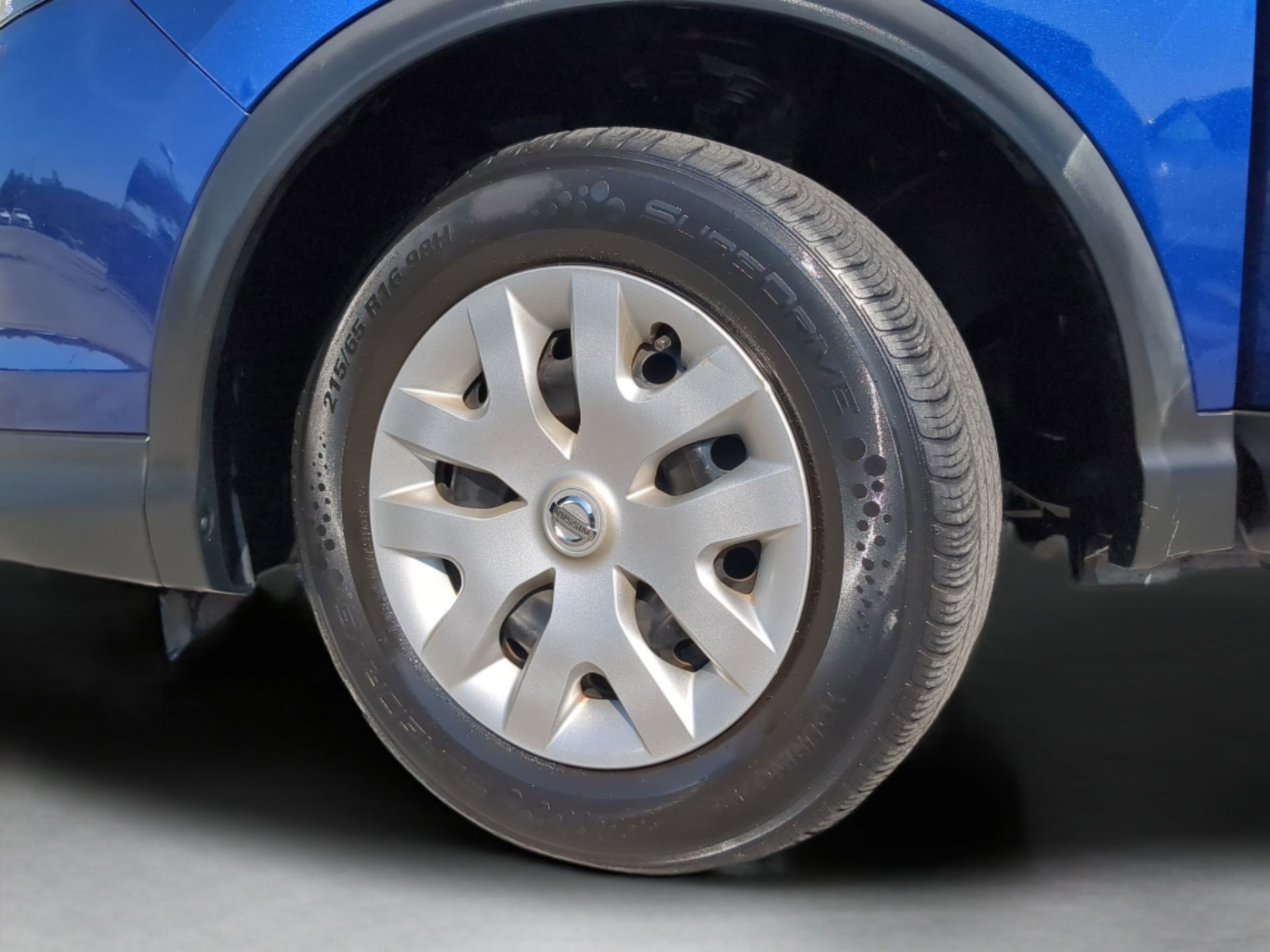 Used 2019 Nissan Rogue Sport S image 59