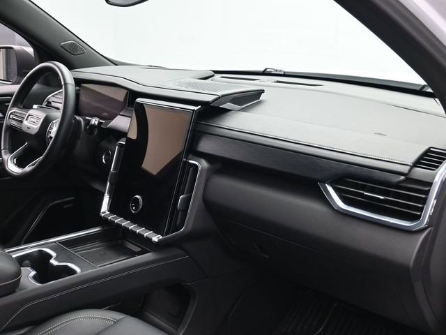 Used 2024 GMC Acadia Elevation image 29