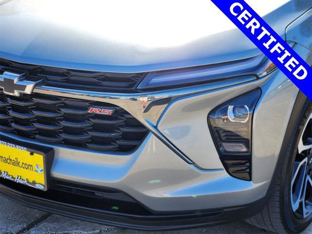 Used 2025 Chevrolet Trax RS w/ Sunroof Package image 7