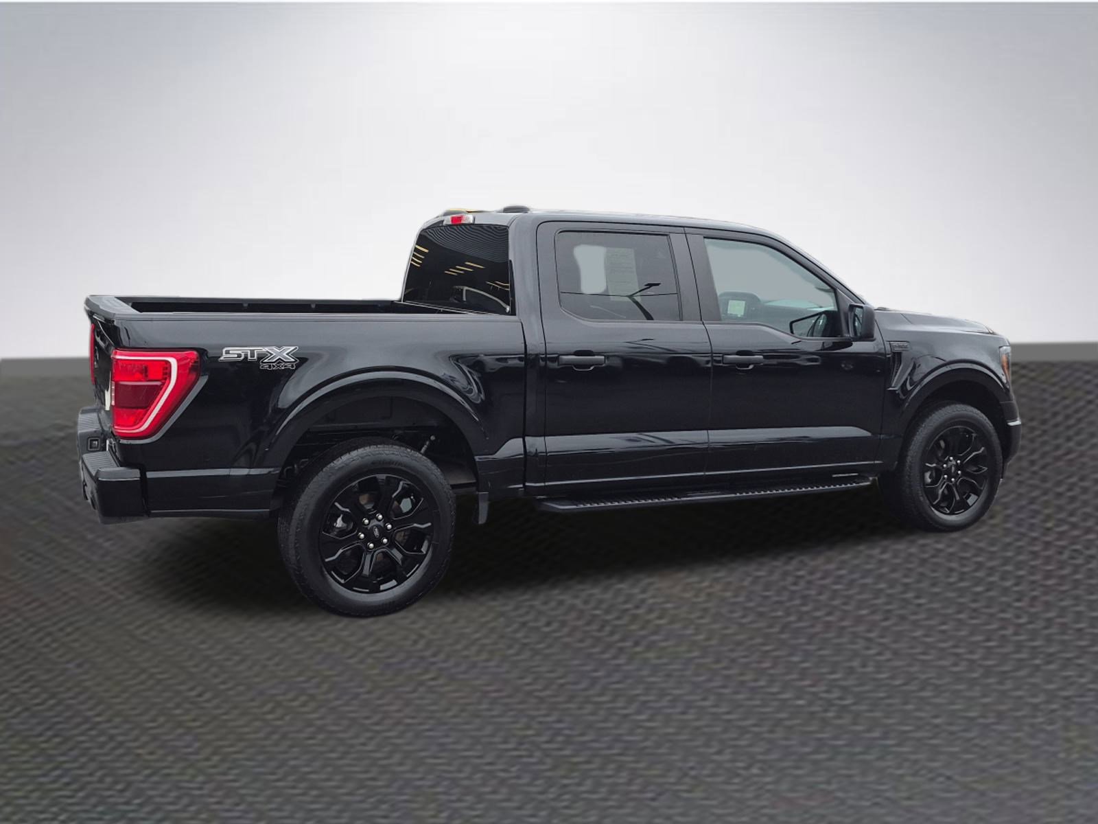 Certified 2023 Ford F150 XL w/ STX Black Appearance Package image 4