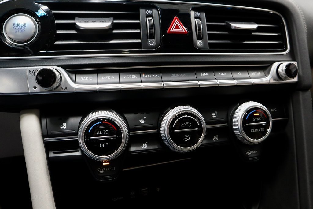 Used 2019 Genesis G70 2.0T Advanced w/ Dynamic Package image 36