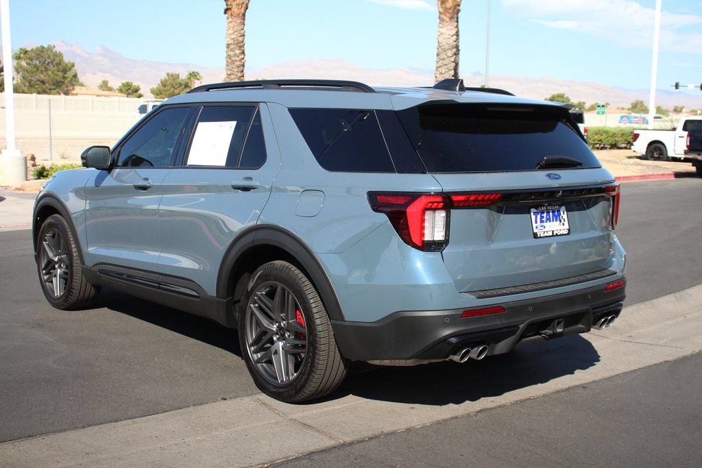 Certified 2026 Ford Explorer ST w/ Sun And Sound Package AWD/4WD image 5