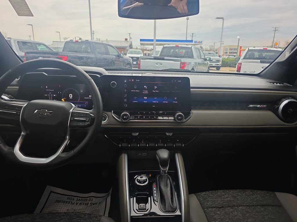 Used 2024 Chevrolet Colorado ZR2 w/ Technology Package image 26