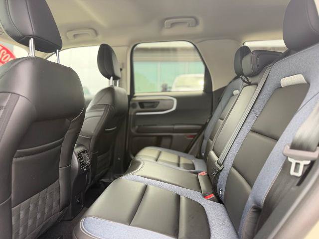 Certified 2025 Ford Bronco Sport Outer Banks w/ Outer Banks Tech Package+ AWD/4WD image 21