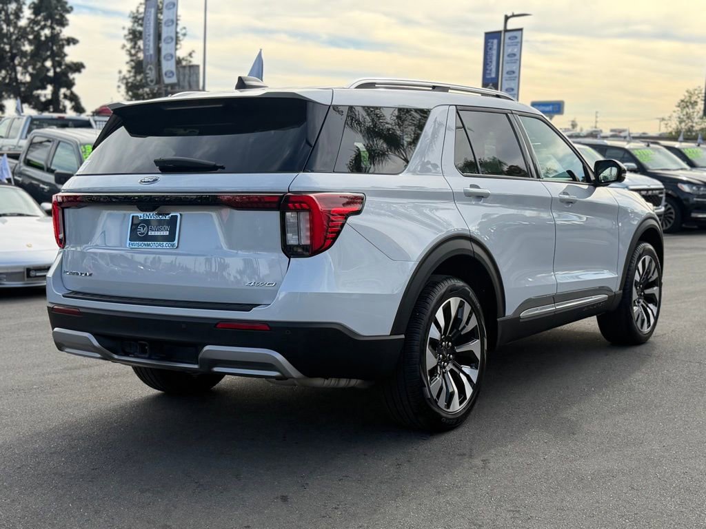 Certified 2025 Ford Explorer Platinum w/ LUX Leather Package image 10