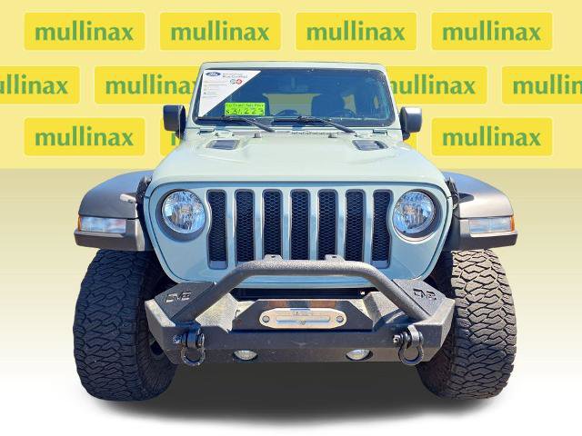 Used 2023 Jeep Wrangler Unlimited Rubicon w/ Cold Weather Group AWD/4WD image 16
