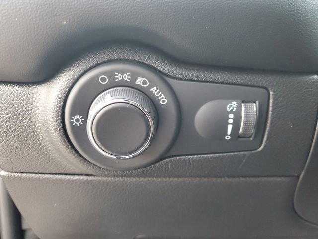 Used 2024 Dodge Durango R/T w/ Blacktop Package image 19