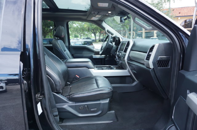 Certified 2021 Ford F250 Lariat w/ Tremor Off-Road Package AWD/4WD image 3