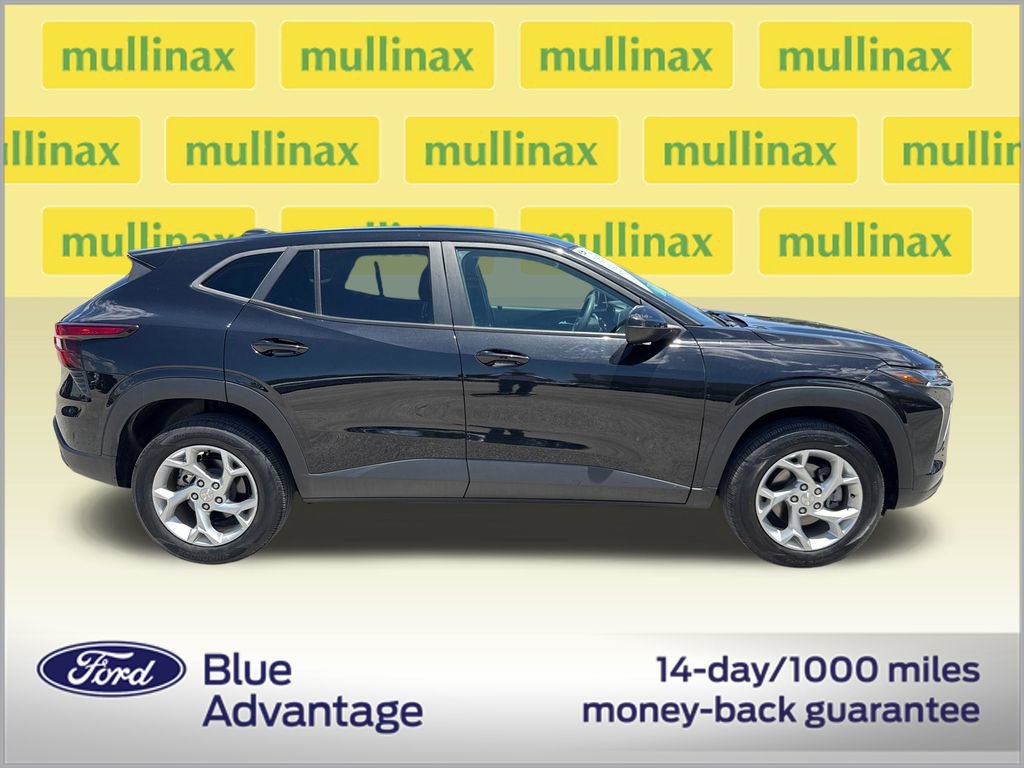 Used 2024 Chevrolet Trax LS w/ LS Convenience Package FWD video 2