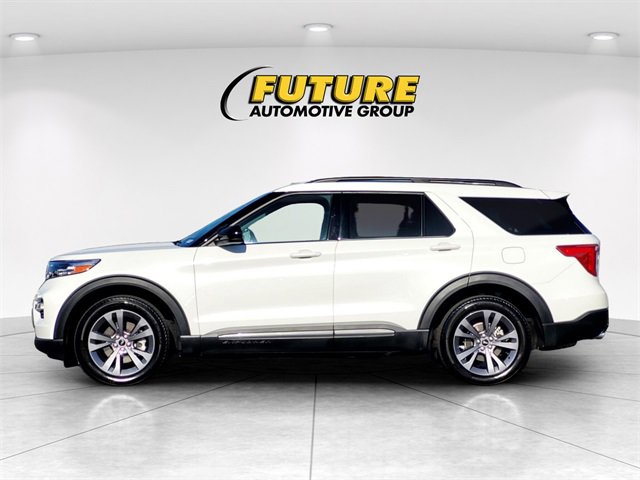 Certified 2022 Ford Explorer XLT w/ Equipment Group 202A image 7