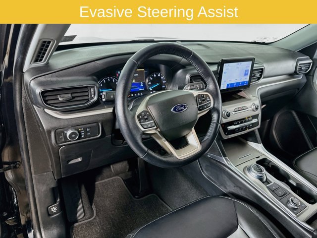 Certified 2022 Ford Explorer XLT w/ Equipment Group 202A AWD/4WD image 22