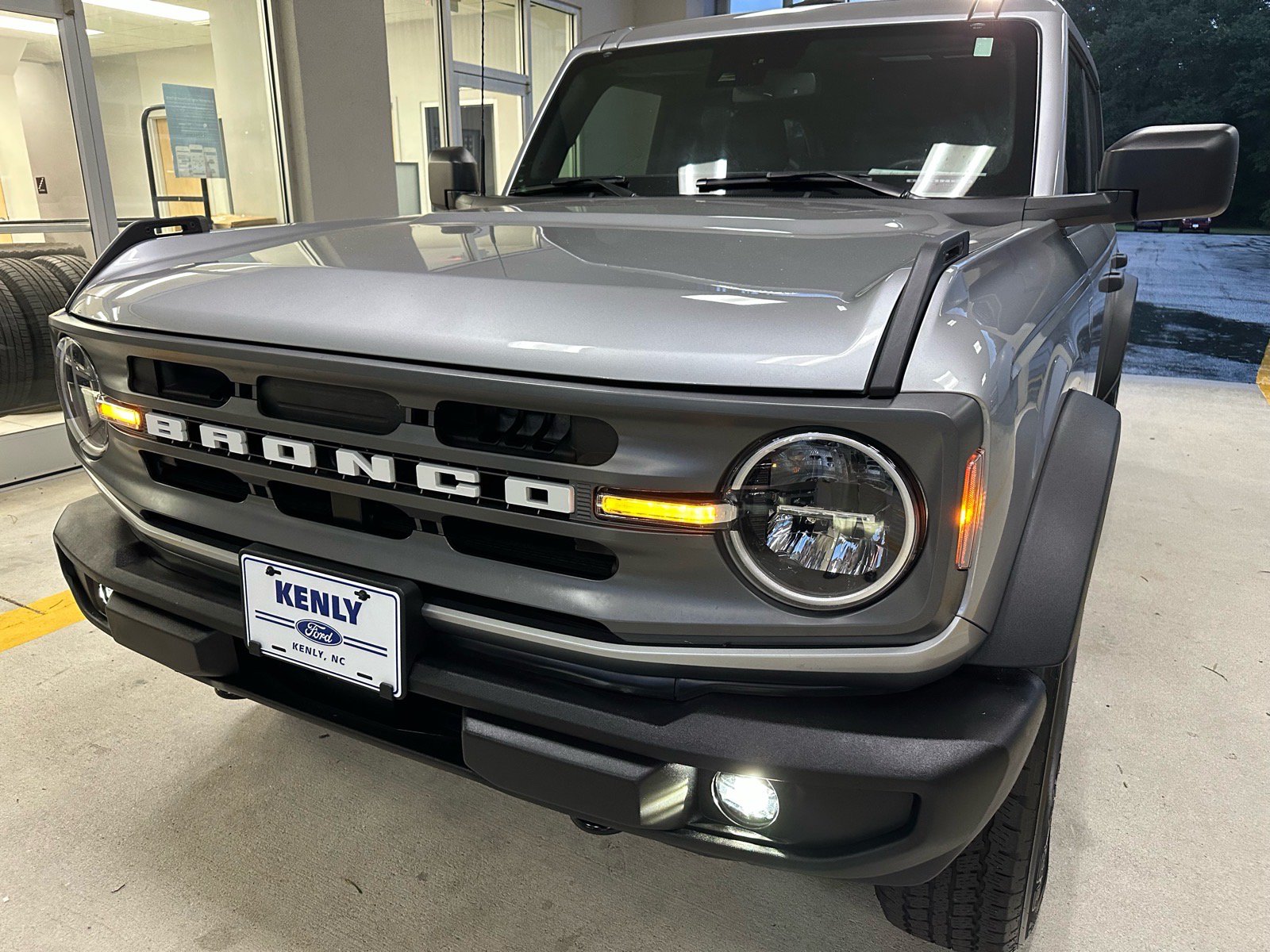 Certified 2024 Ford Bronco Big Bend AWD/4WD image 2