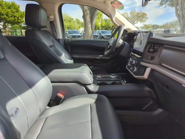 Certified 2024 Ford Expedition Max XLT image 26