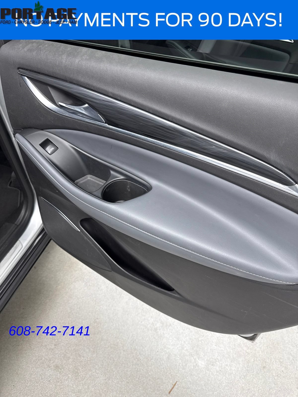 Used 2021 Buick Enclave Essence FWD image 34