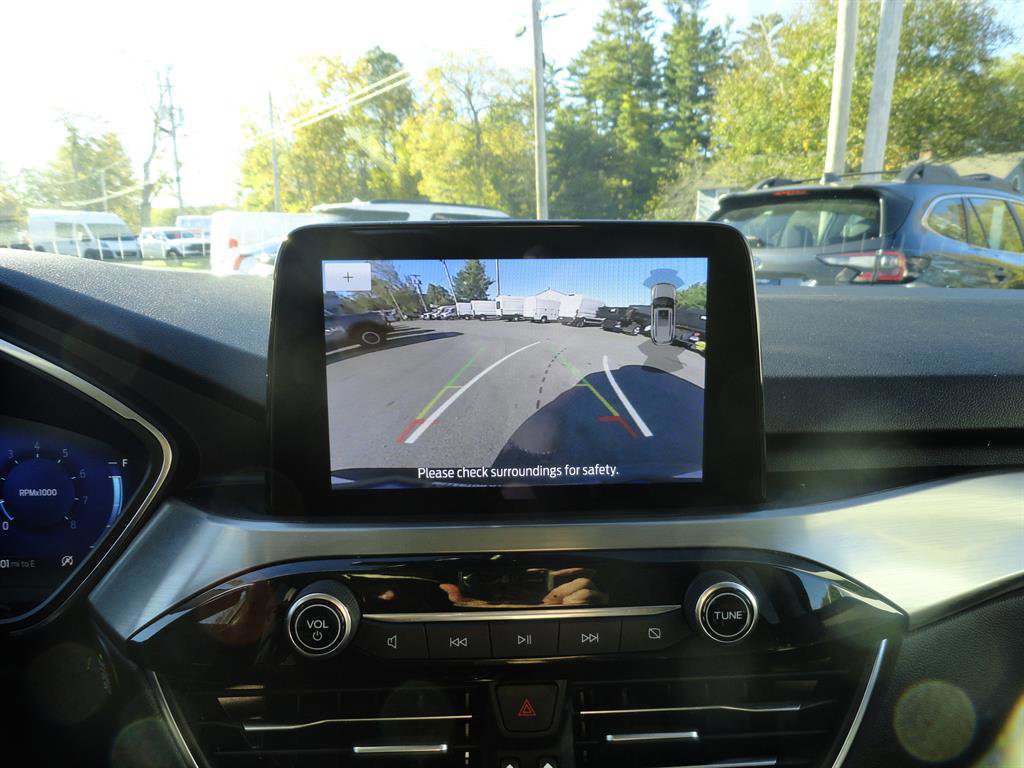 Certified 2021 Ford Escape Titanium image 17