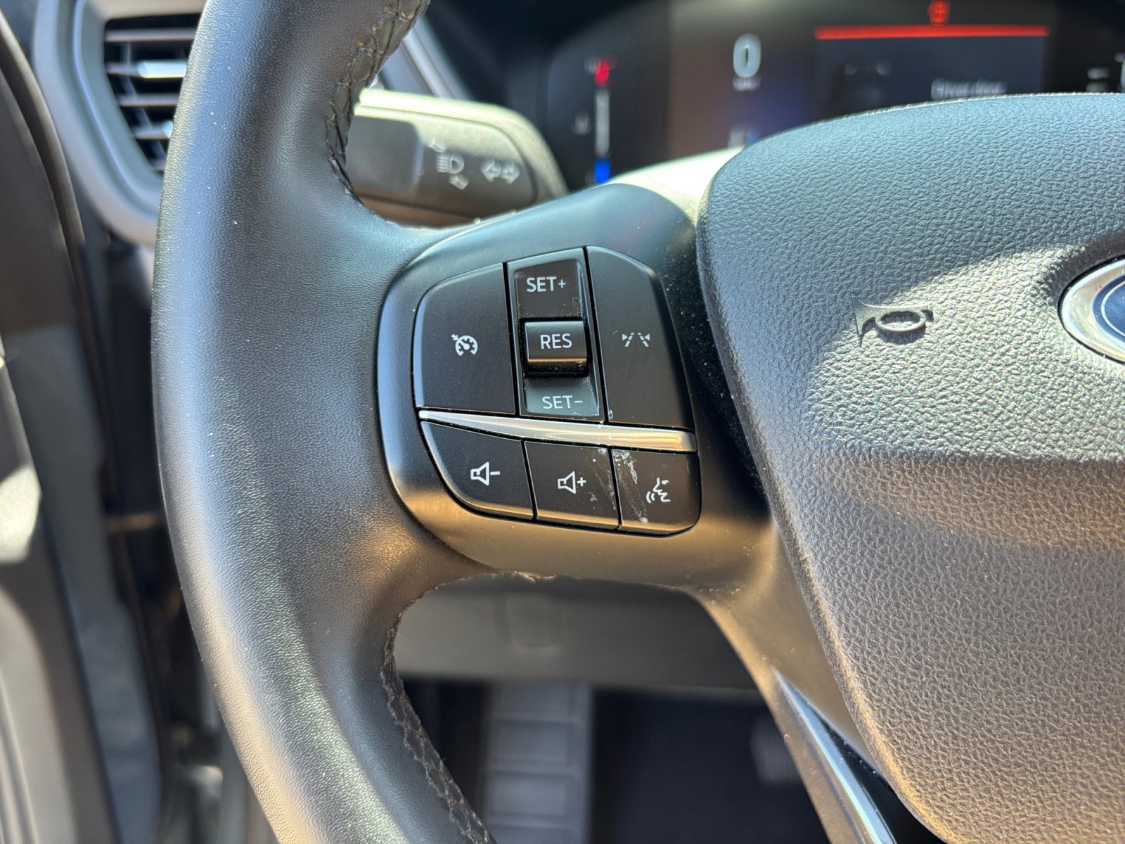 Certified 2024 Ford Escape Active FWD image 30