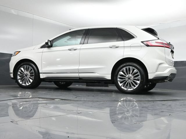 Certified 2024 Ford Edge Titanium w/ Titanium Elite Package AWD/4WD image 40