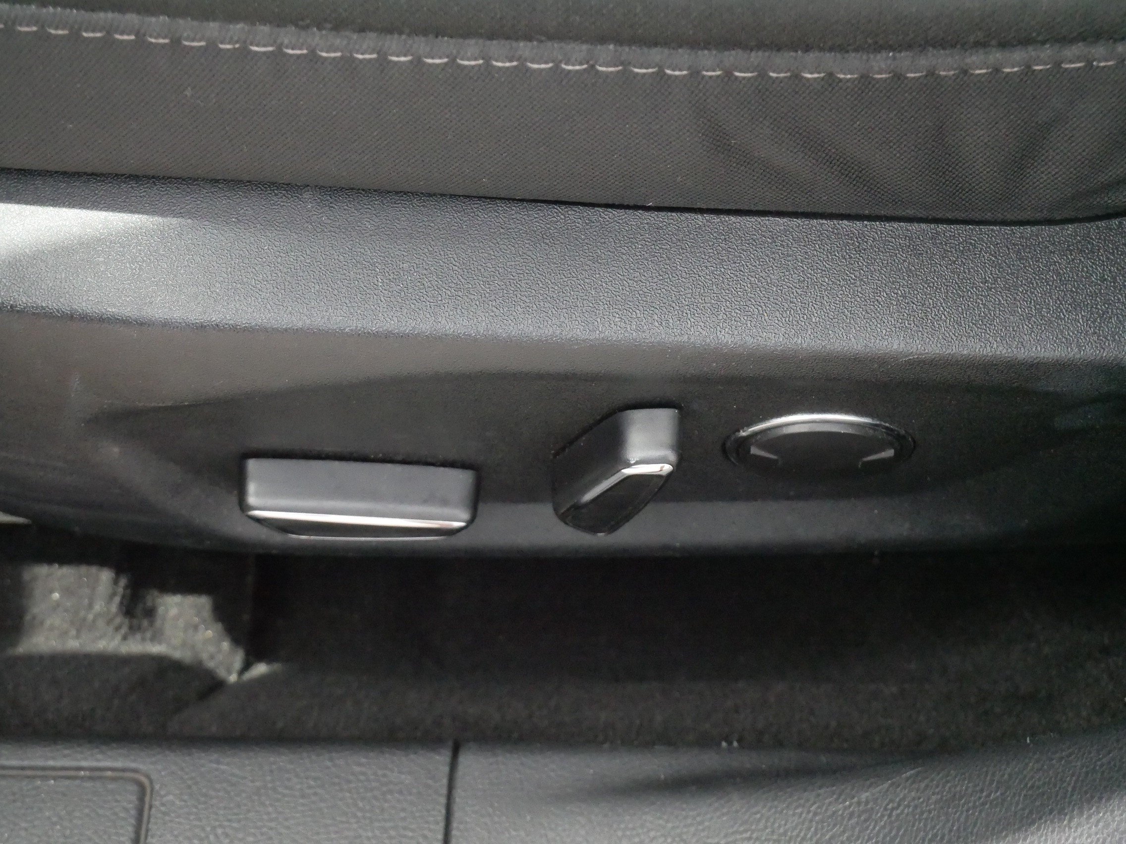 Certified 2020 Ford Fusion SE FWD image 20