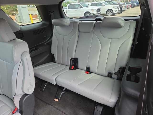 Used 2025 Hyundai Palisade SEL AWD/4WD image 12