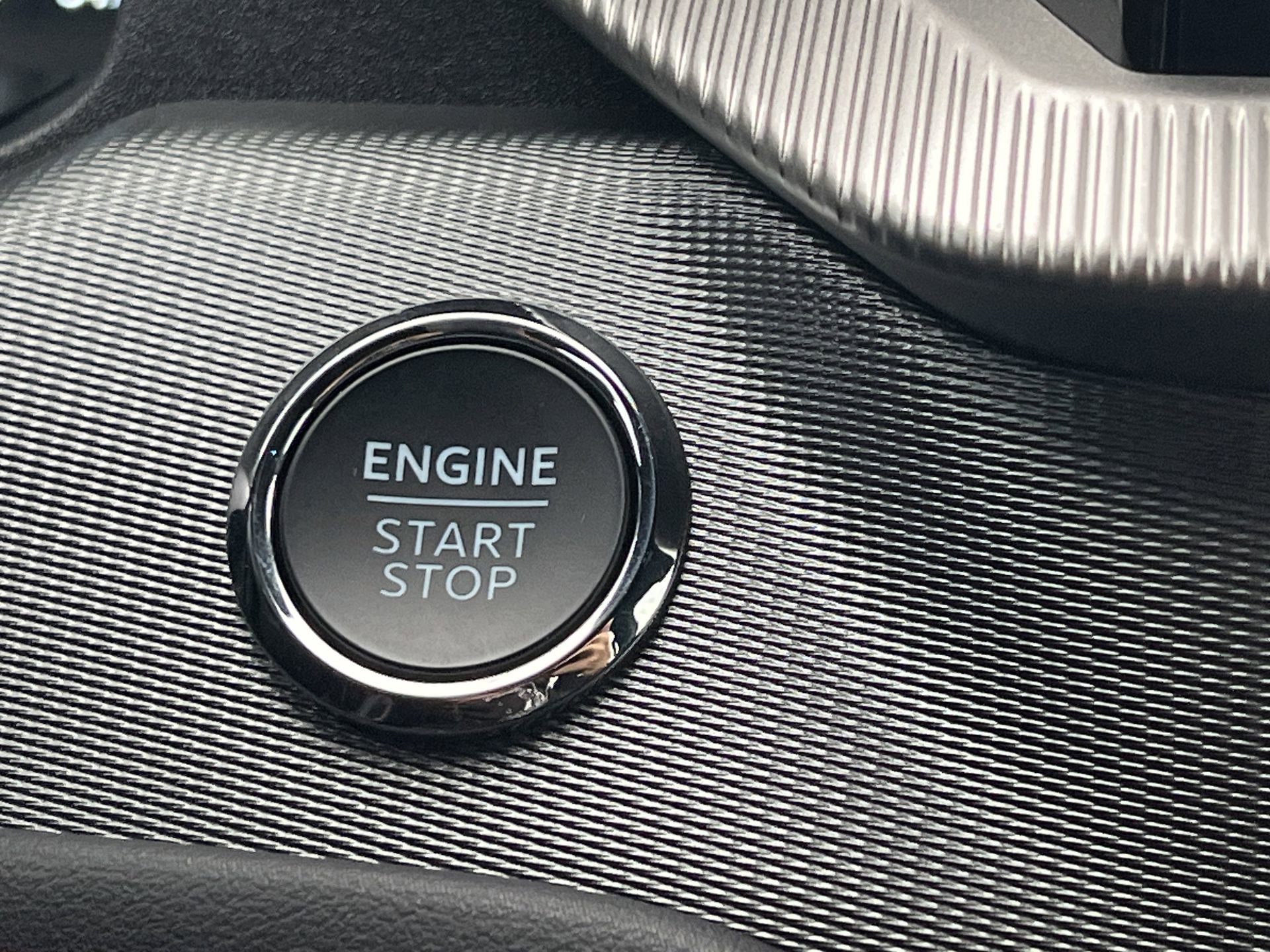 Certified 2025 Ford Explorer ST w/ Sun And Sound Package image 8