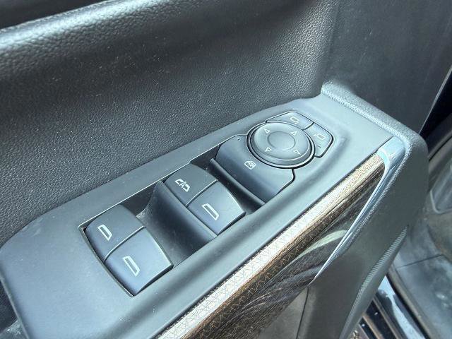 Used 2020 Chevrolet Silverado 1500 LT image 36