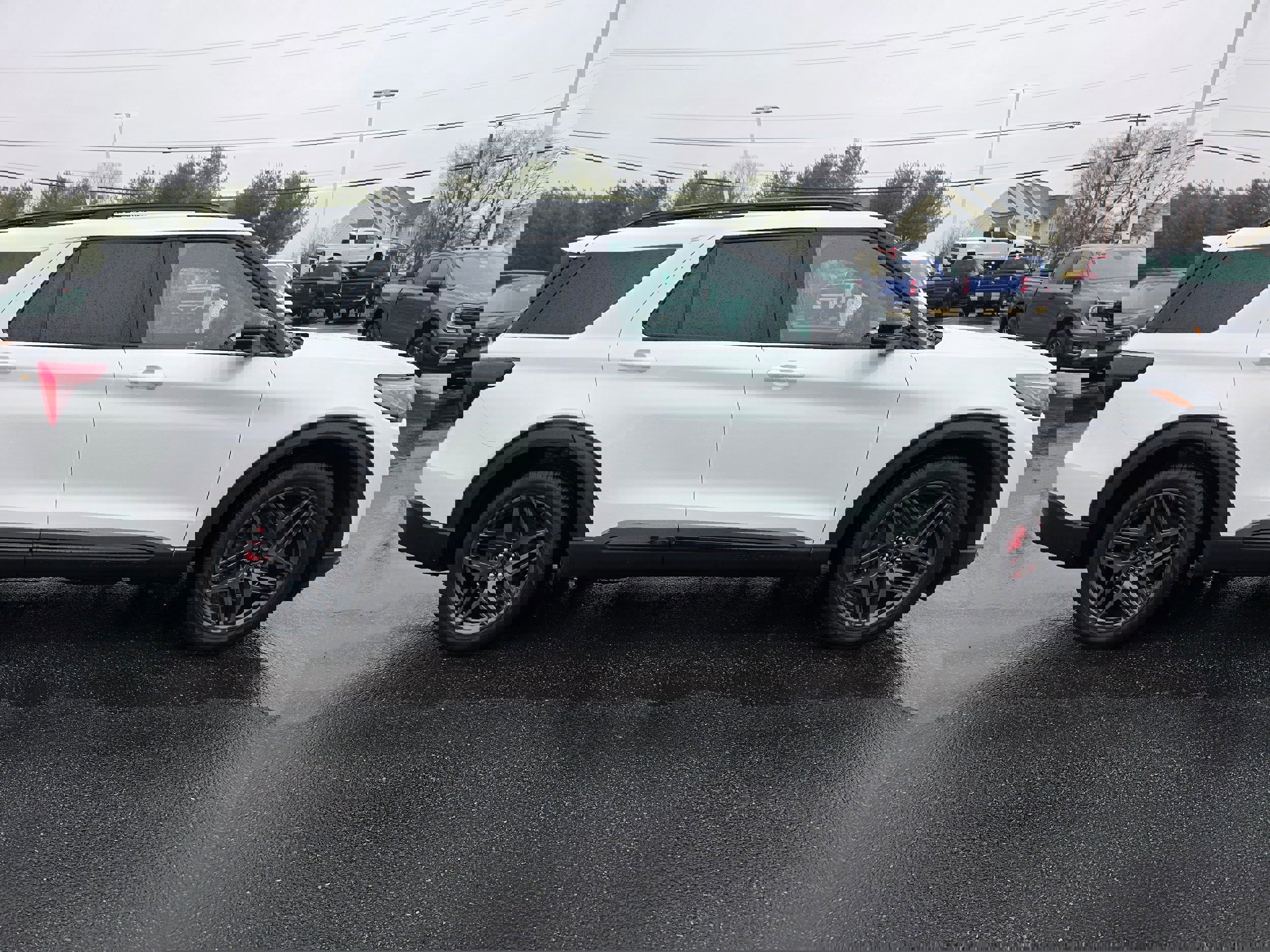 Certified 2025 Ford Explorer ST video 2