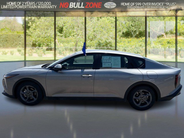Used 2025 Kia K4 FWD image 2