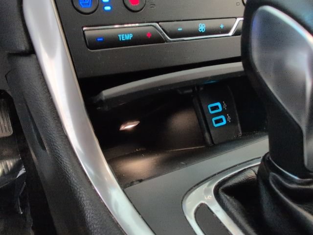 Certified 2018 Ford Edge Titanium w/ Equipment Group 301A AWD/4WD image 27