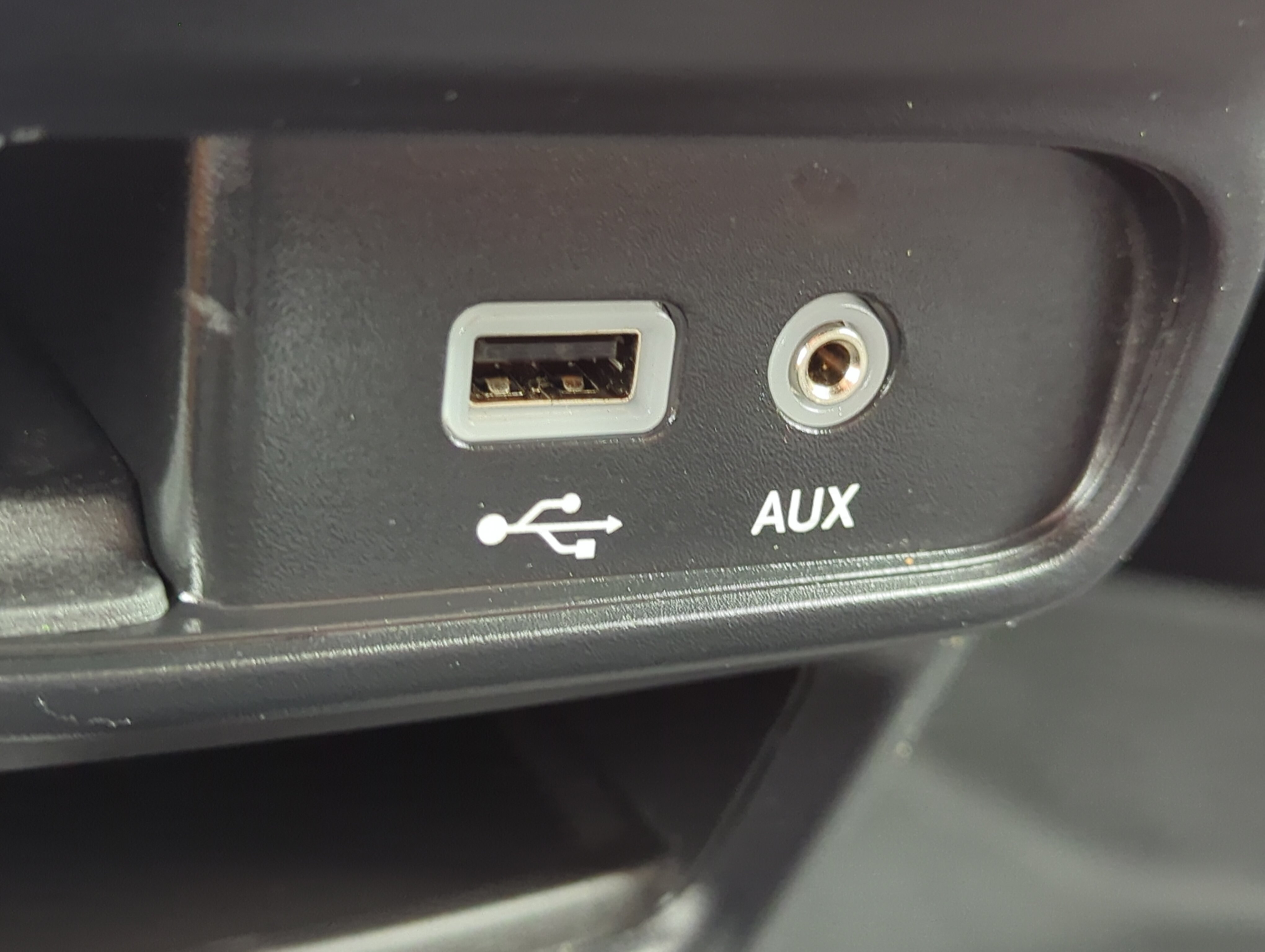 Used 2019 Chrysler Pacifica Touring Plus w/ S Appearance Package FWD image 19