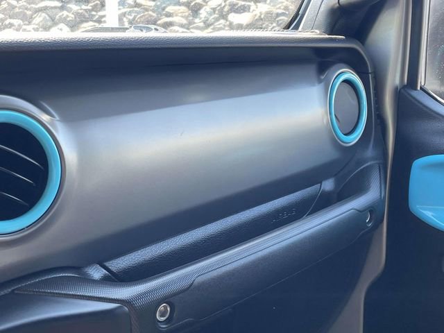 Used 2023 Jeep Gladiator Willys image 31