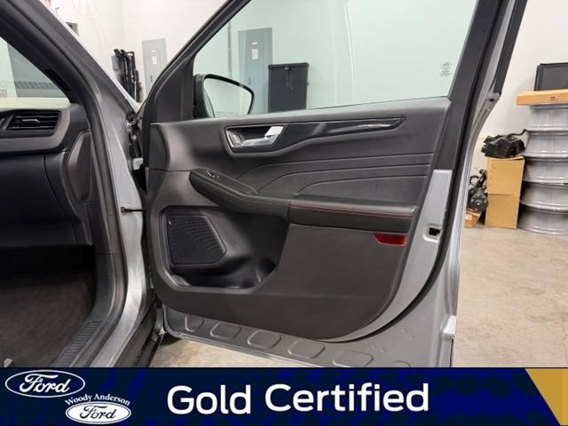 Certified 2024 Ford Escape ST-Line w/ Tech Pack #1 FWD image 27