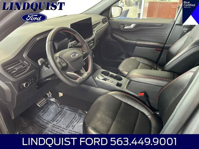 Certified 2024 Ford Escape ST-Line w/ Tech Pack #1 AWD/4WD image 9