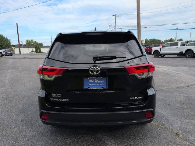 Used 2018 Toyota Highlander XLE AWD/4WD image 8