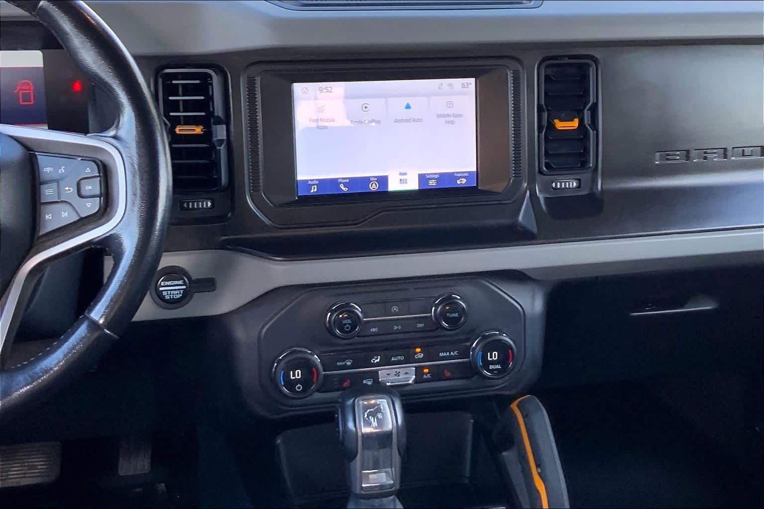 Certified 2023 Ford Bronco Badlands w/ Sasquatch Package AWD/4WD image 7