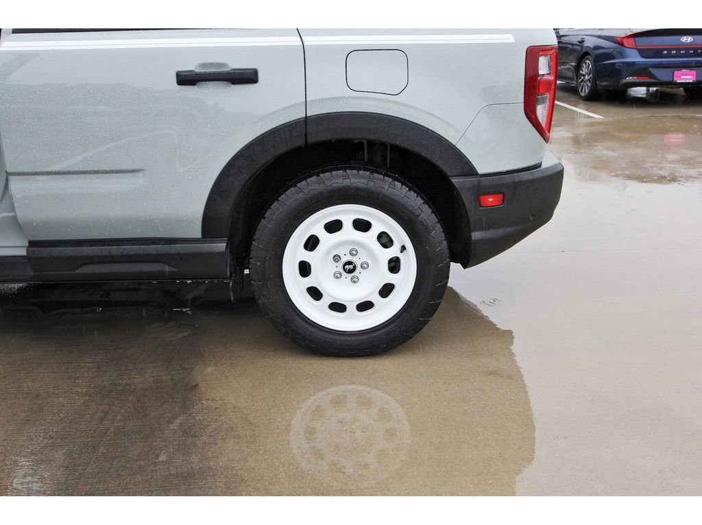 Certified 2024 Ford Bronco Sport Heritage w/ Heritage Convenience Package AWD/4WD image 32