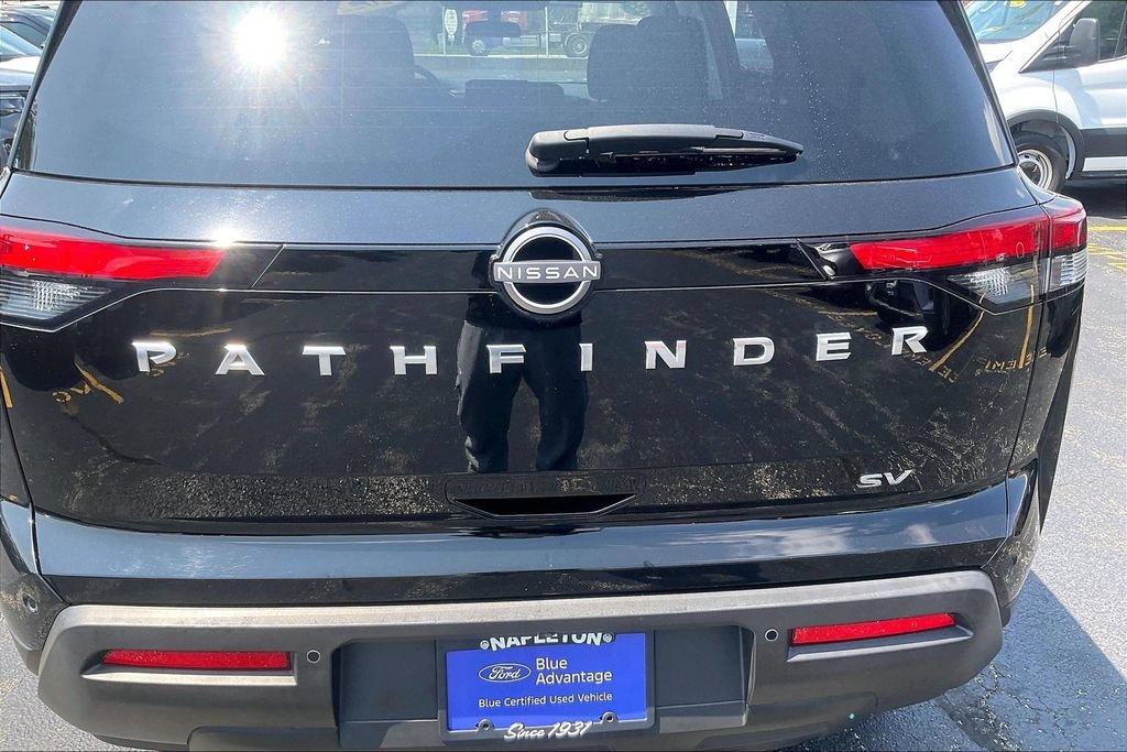 Used 2022 Nissan Pathfinder SV FWD image 32