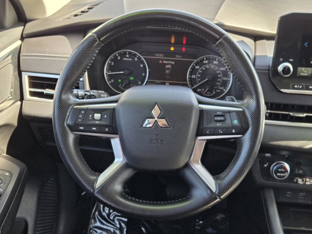 Used 2024 Mitsubishi Outlander SE AWD/4WD image 14