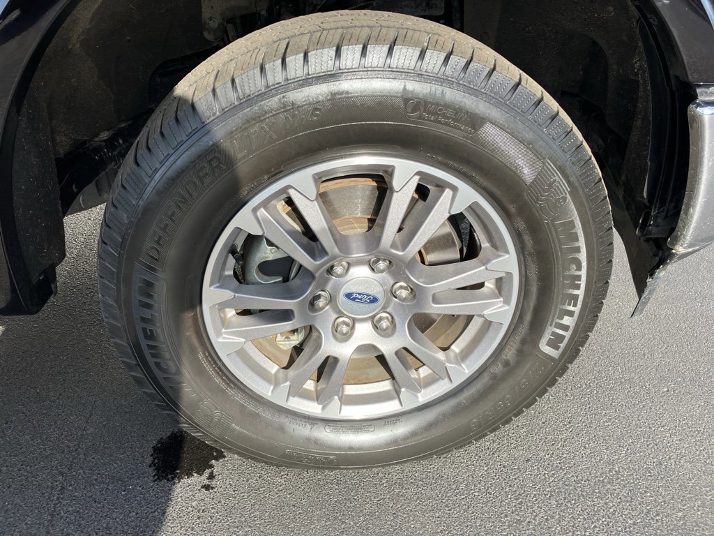 Certified 2018 Ford F150 Lariat w/ Equipment Group 501A Mid image 16