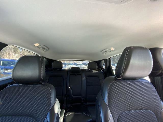 Certified 2023 Ford Escape SE image 12