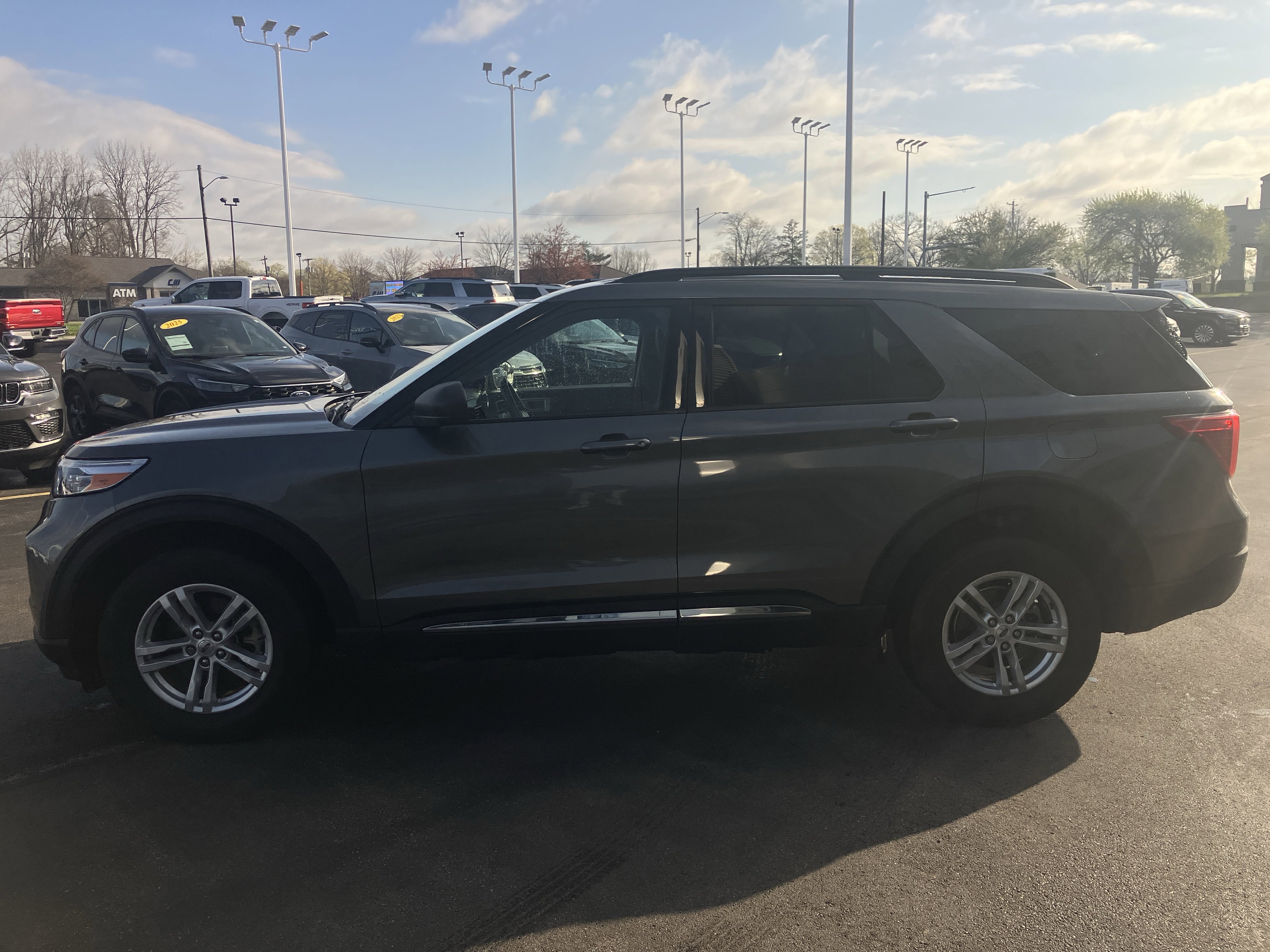 Certified 2023 Ford Explorer XLT w/ Equipment Group 202A AWD/4WD image 2