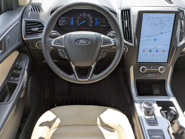 Certified 2022 Ford Edge SEL w/ Convenience Package AWD/4WD image 11