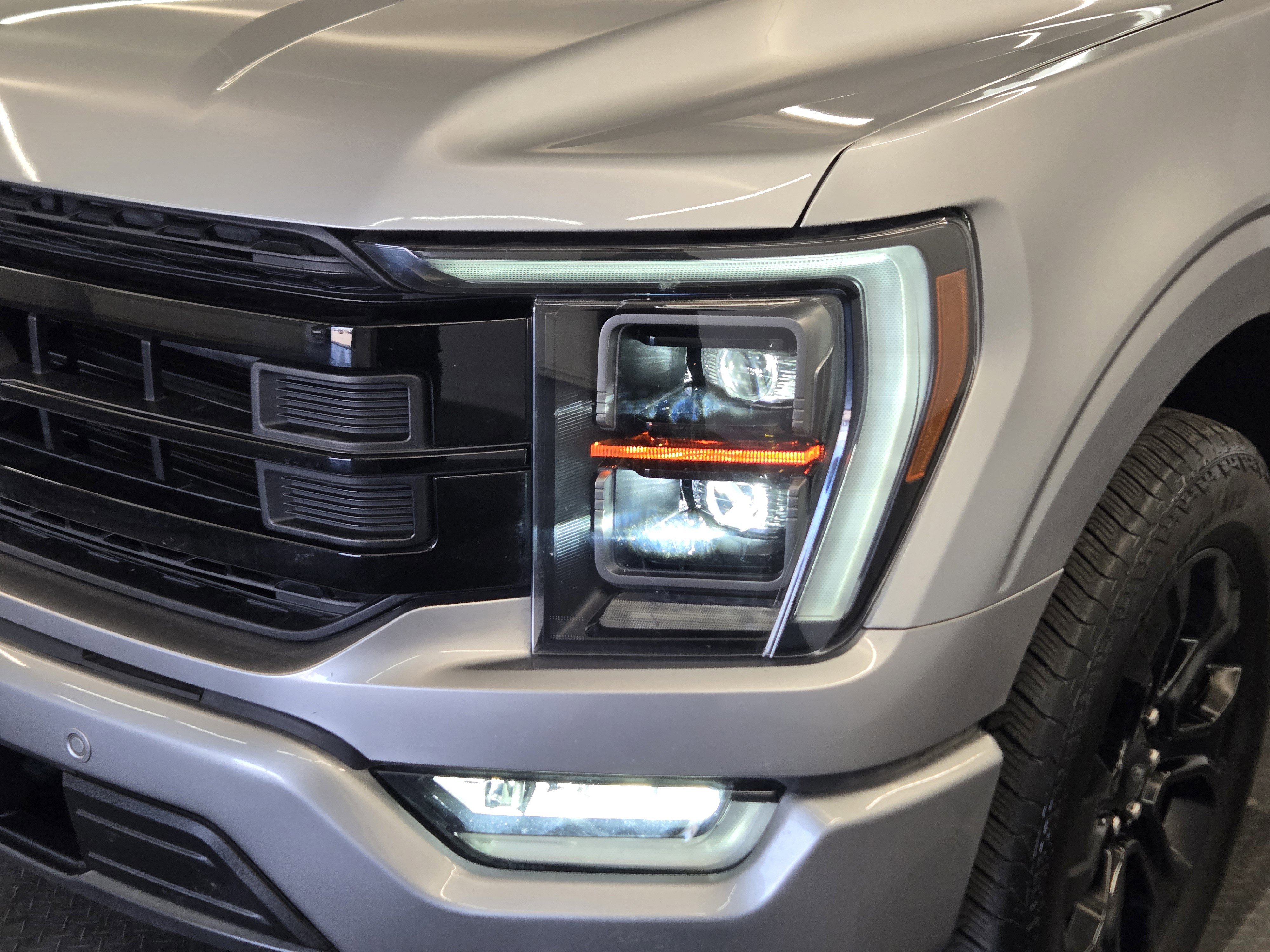 Certified 2023 Ford F150 Lariat w/ Equipment Group 502A High image 8