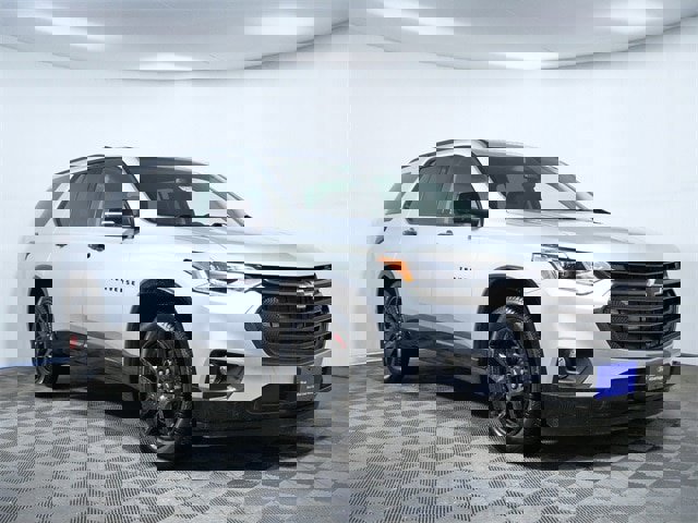 Used 2021 Chevrolet Traverse Premier w/ Redline Edition image 1