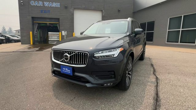 Used 2021 Volvo XC90 T6 Momentum AWD/4WD image 4