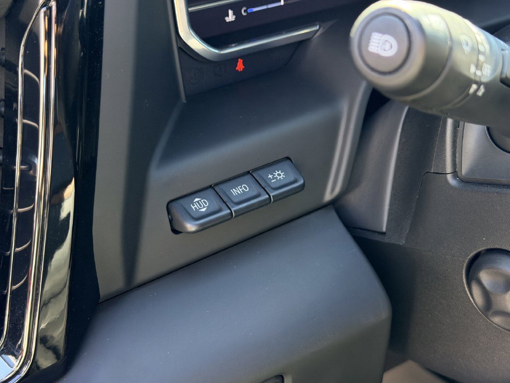 Used 2022 GMC Sierra 1500 AT4 w/ AT4 Premium Package AWD/4WD image 33