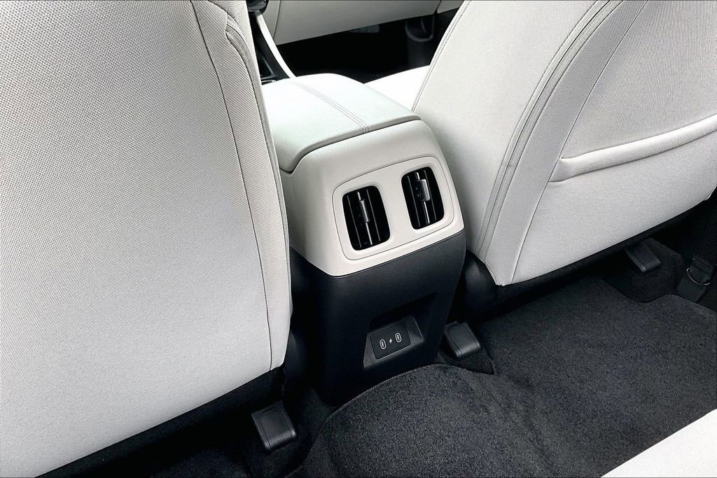 Used 2025 Hyundai Tucson SEL FWD image 33
