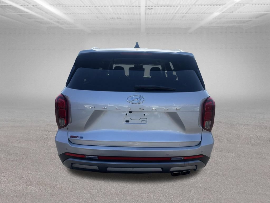 Used 2025 Hyundai Palisade SEL FWD image 4